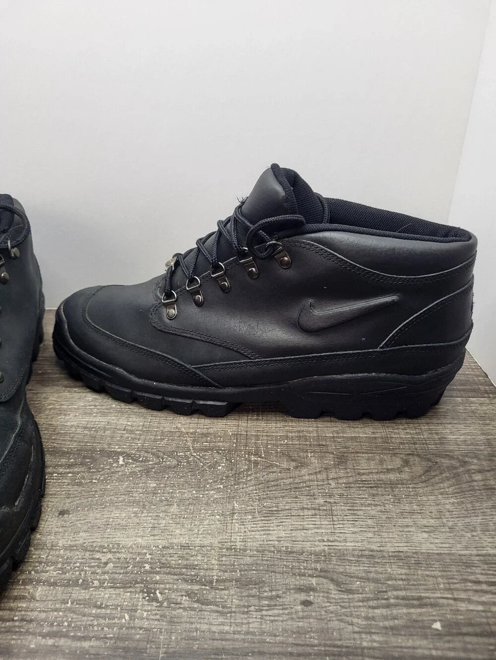 Nike ACG All Conditions Gear Low Top Boots Leather 185065-081 Mens Size 16